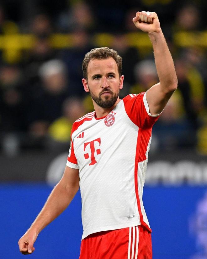 一个向左一个向右：凯恩在拜仁圆梦，阿尔瓦雷斯却失去了冠军圣体